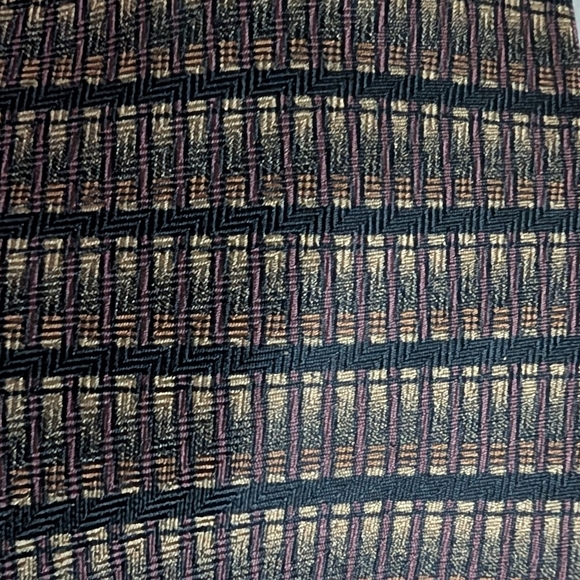 DKNY Black and Gold Patterned Tie - Picture 2 of 4